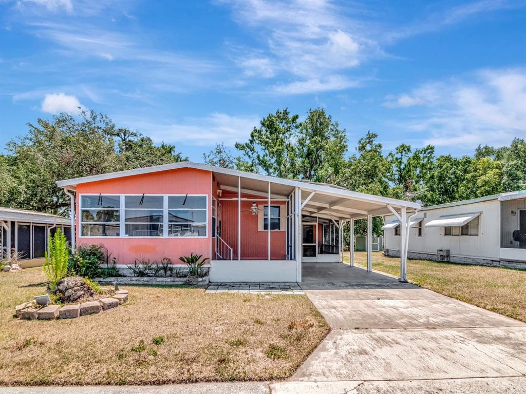 38516 MONET DRIVE ZEPHYRHILLS, FL 33540