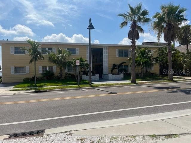 1605 PASS A GRILLE WAY UNIT 2 ST PETE BEACH, FL 33706