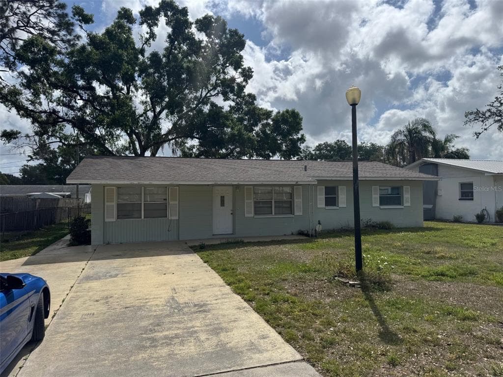 5806 BEECH STREET ZEPHYRHILLS, FL 33542
