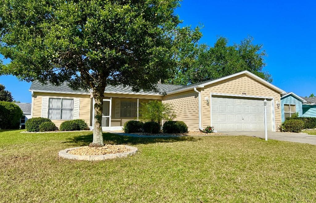 404 SAN MARINO DRIVE LADY LAKE, FL 32159