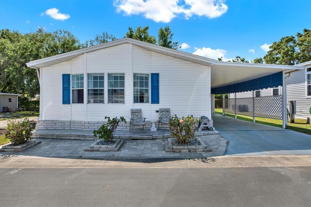 11300 124TH AVENUE UNIT 40 LARGO, FL 33778