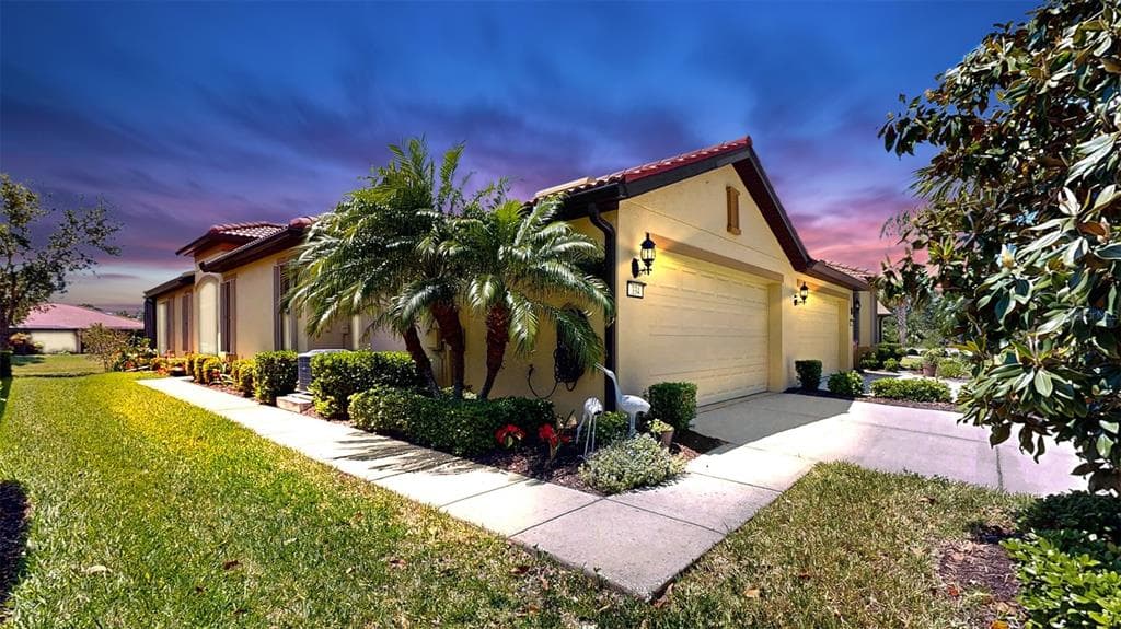 334 MYSTIC FALLS DRIVE APOLLO BEACH, FL 33572