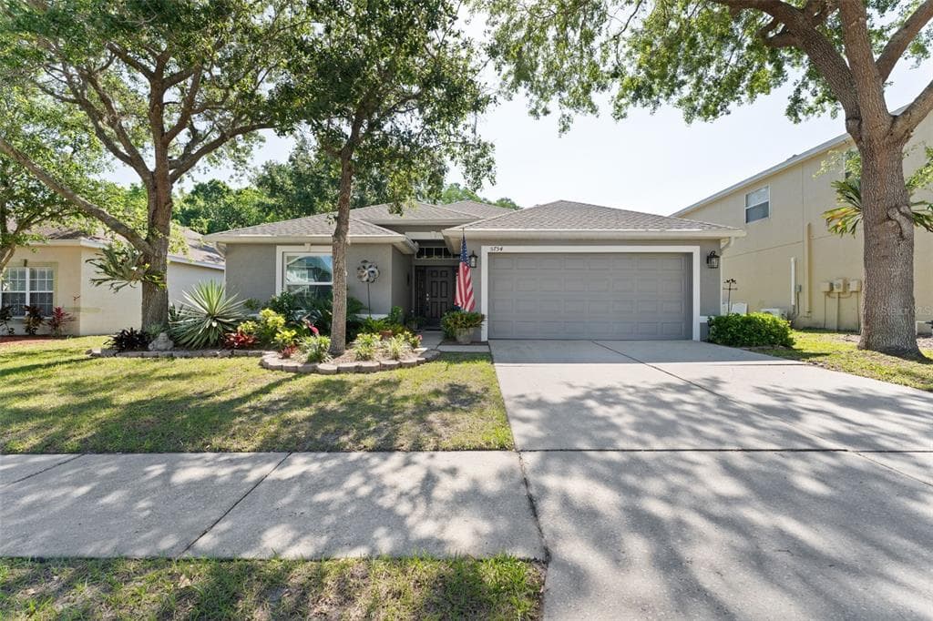 5754 SWEET WILLIAM TERRACE LAND O LAKES, FL 34639