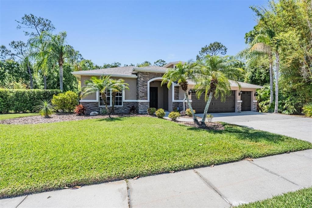 12801 CASTLEMAINE DRIVE TAMPA, FL 33626