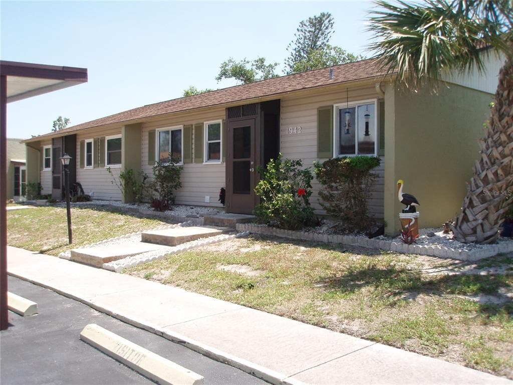 1942 SETTLEMENT ROAD UNIT 25 VENICE, FL 34285