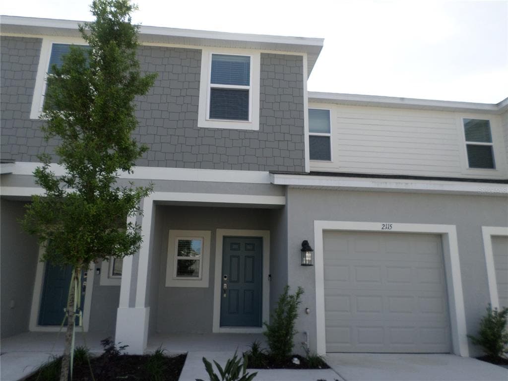 2115 HALLIER COVE WESLEY CHAPEL, FL 33543