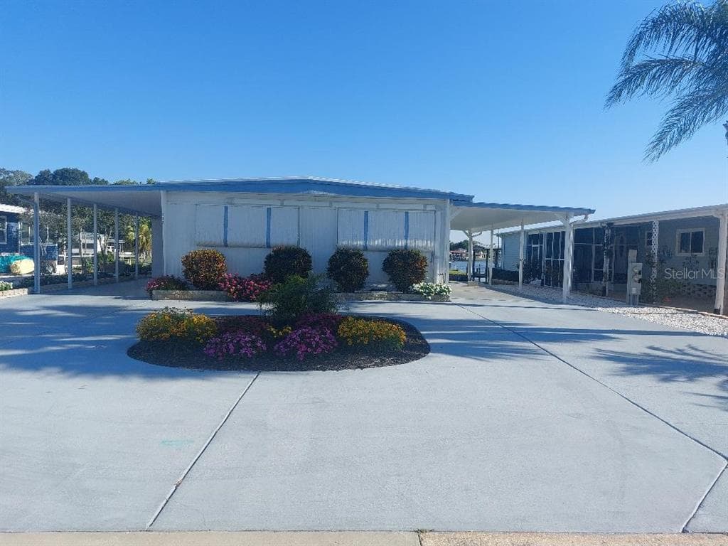 267 COLONIAL BOULEVARD UNIT 9 PALM HARBOR, FL 34684