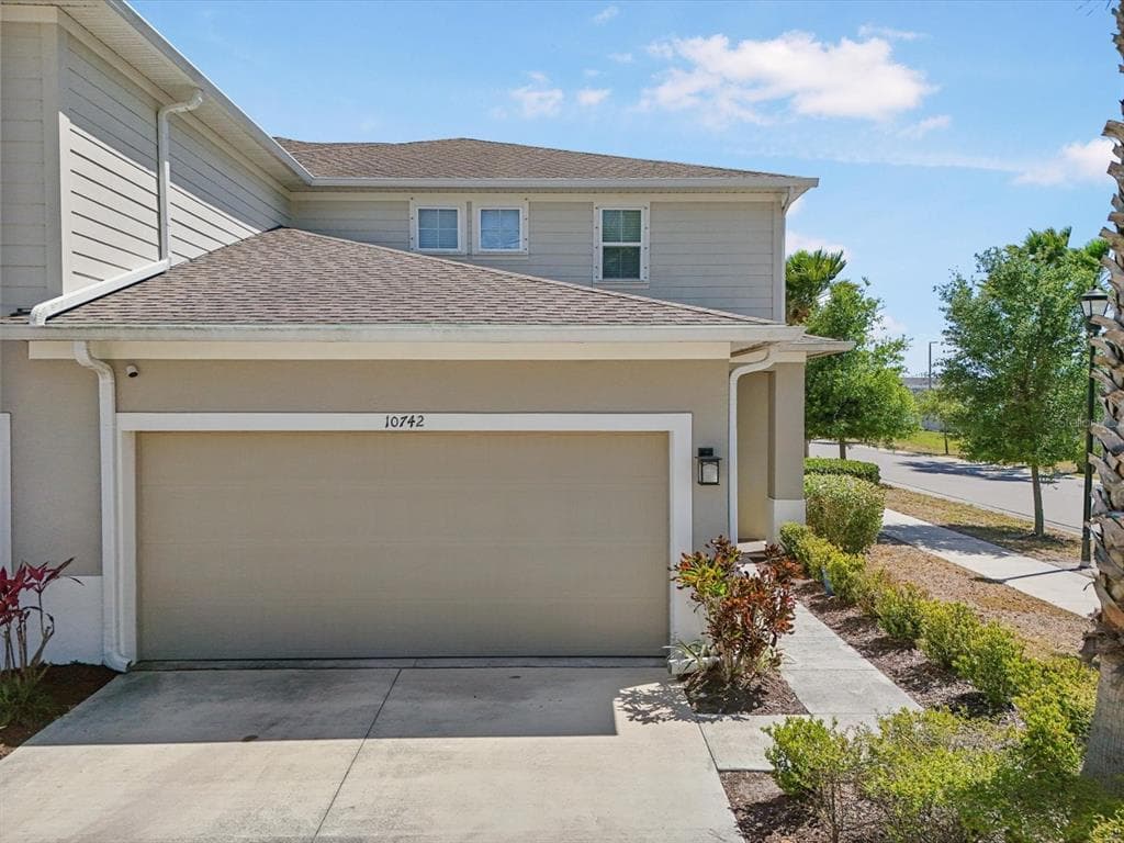 10742 VERAWOOD DRIVE RIVERVIEW, FL 33579