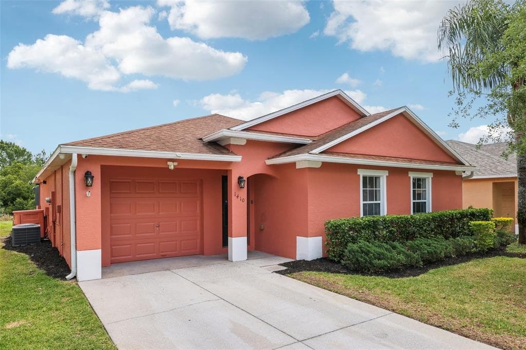 1410 SILVER COVE DRIVE CLERMONT, FL 34714