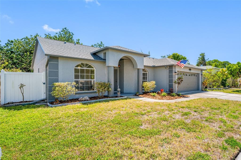 7080 NICOLE LANE LARGO, FL 33771