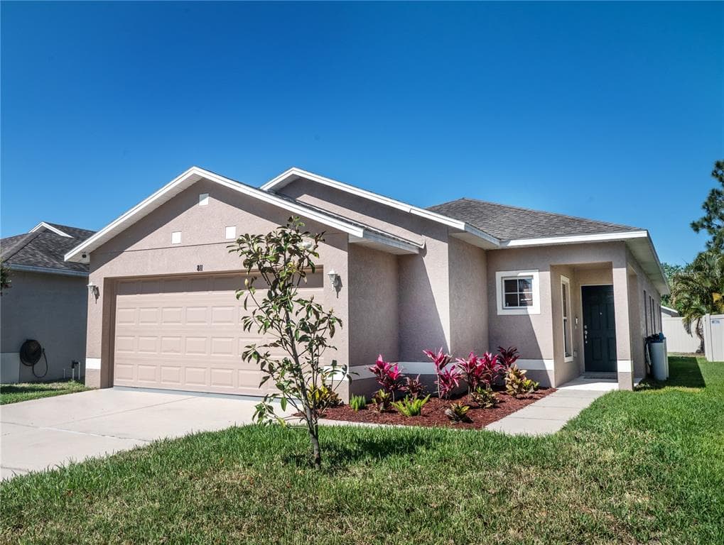 811 COLLEGE LEAF WAY RUSKIN, FL 33570