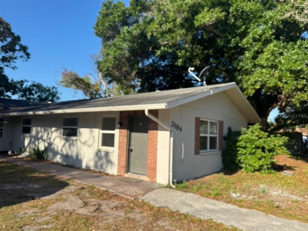 3194 GREEN ACRES AVENUE LARGO, FL 33771