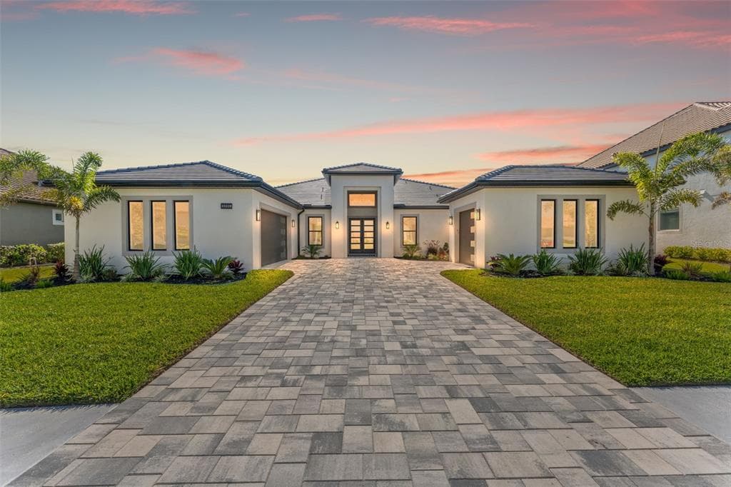 33228 KATELAND DRIVE WESLEY CHAPEL, FL 33545