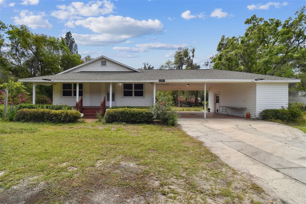 2231 NICHOLS ROAD LITHIA, FL 33547