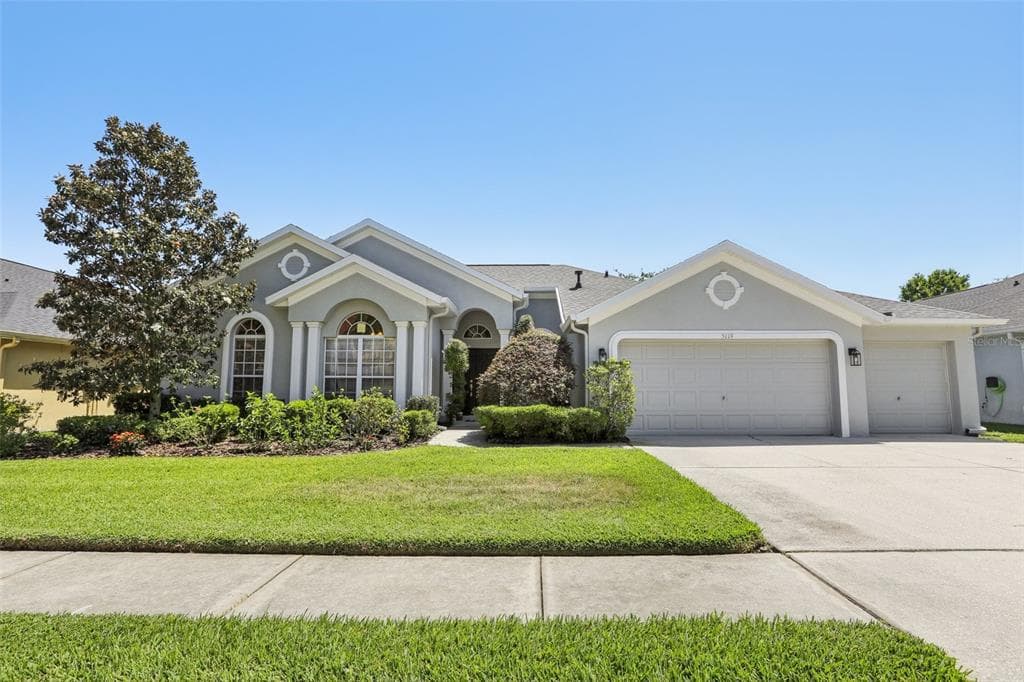 5119 WHISPERING LEAF TRAIL VALRICO, FL 33596