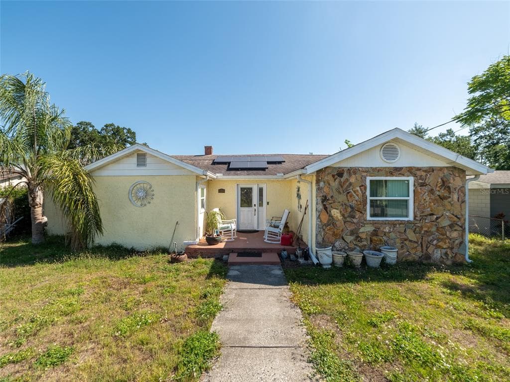 124 ELAINE DRIVE AUBURNDALE, FL 33823