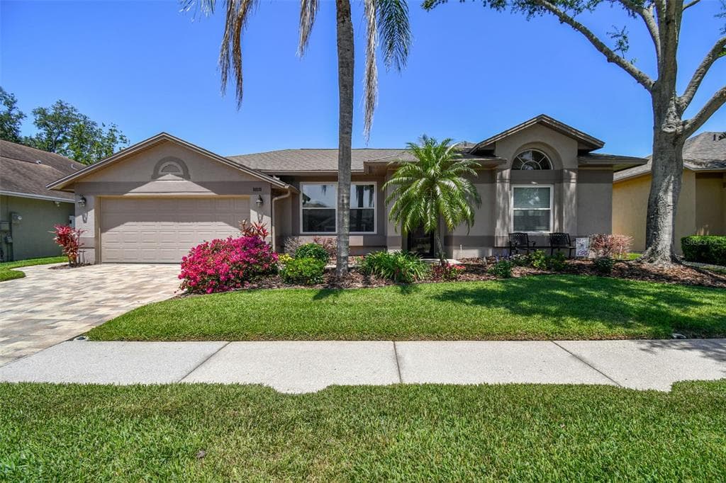 18533 AVOCET DRIVE LUTZ, FL 33558