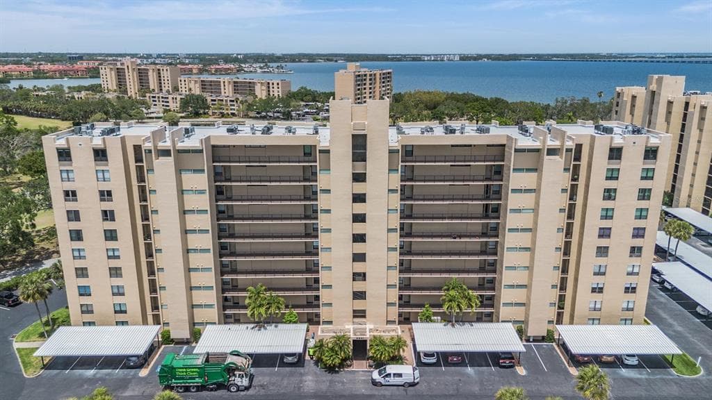 2621 COVE CAY DRIVE UNIT 204 CLEARWATER, FL 33760