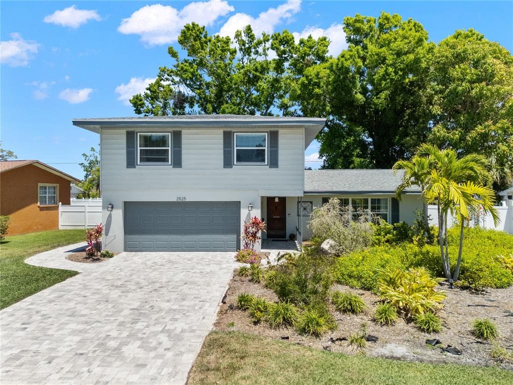 2525 MADRID WAY S ST PETERSBURG, FL 33712