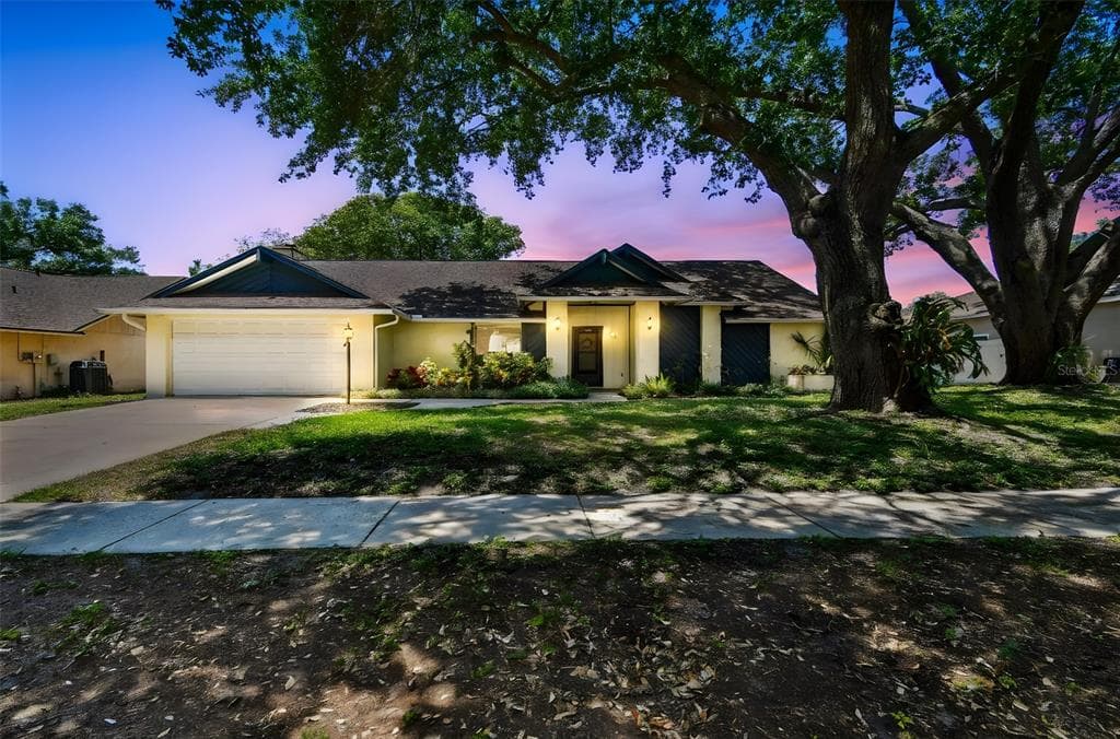 3041 AVALON TERRACE DRIVE VALRICO, FL 33596