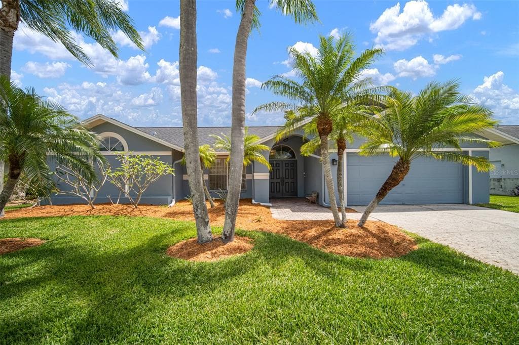 1805 STABLE TRAIL PALM HARBOR, FL 34685