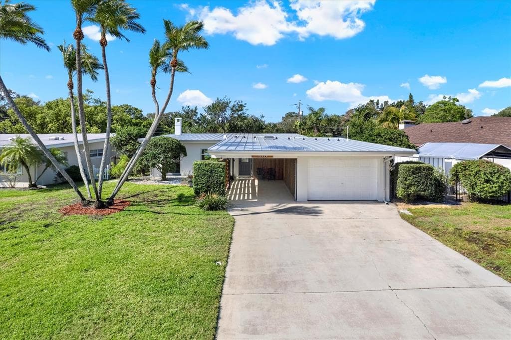 10828 99TH PLACE SEMINOLE, FL 33772