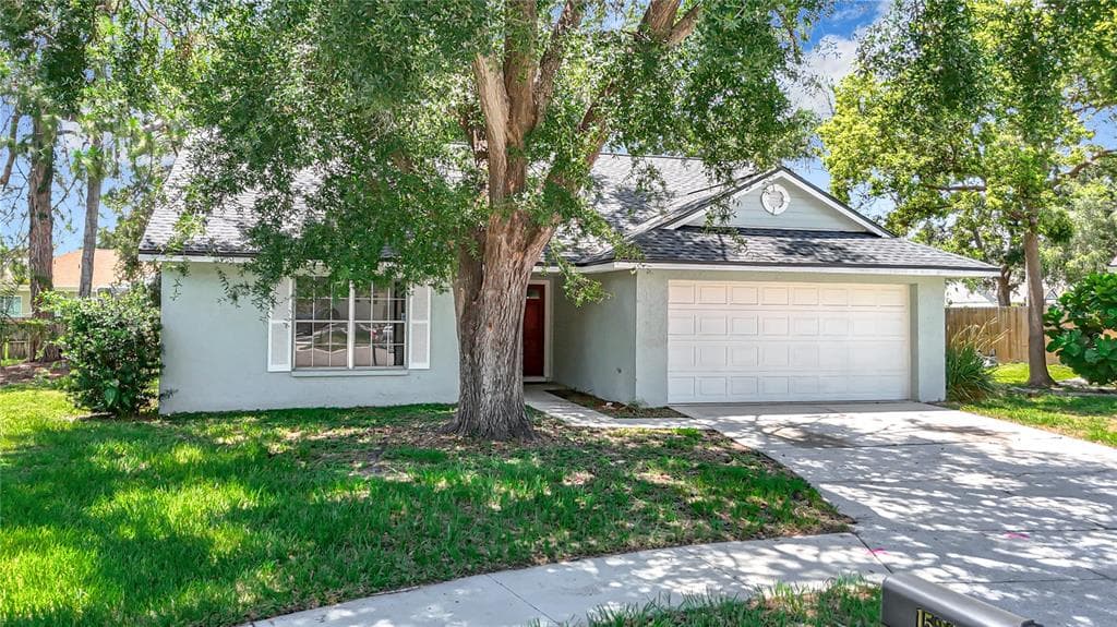 1530 HIGH KNOLL DRIVE