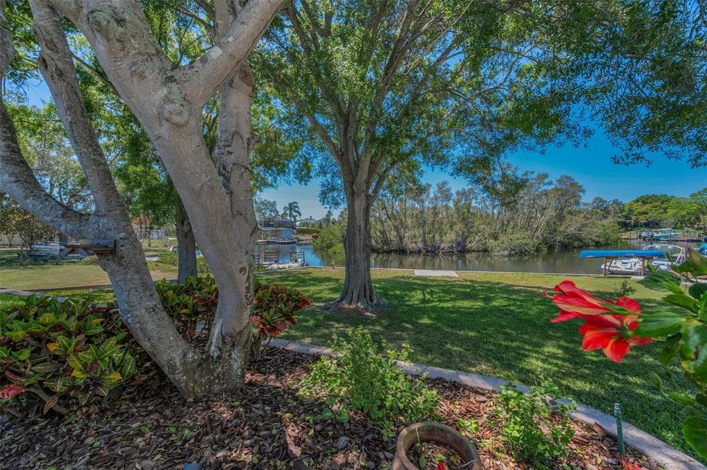 3133 PINEVIEW DRIVE HOLIDAY, FL 34691