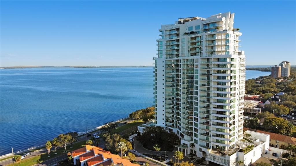 3401 BAYSHORE BOULEVARD UNIT 503 TAMPA, FL 33629
