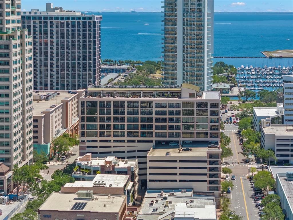175 2ND STREET S UNIT 907 ST PETERSBURG, FL 33701