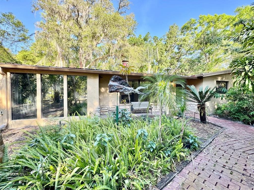 14824 N 23RD STREET LUTZ, FL 33549