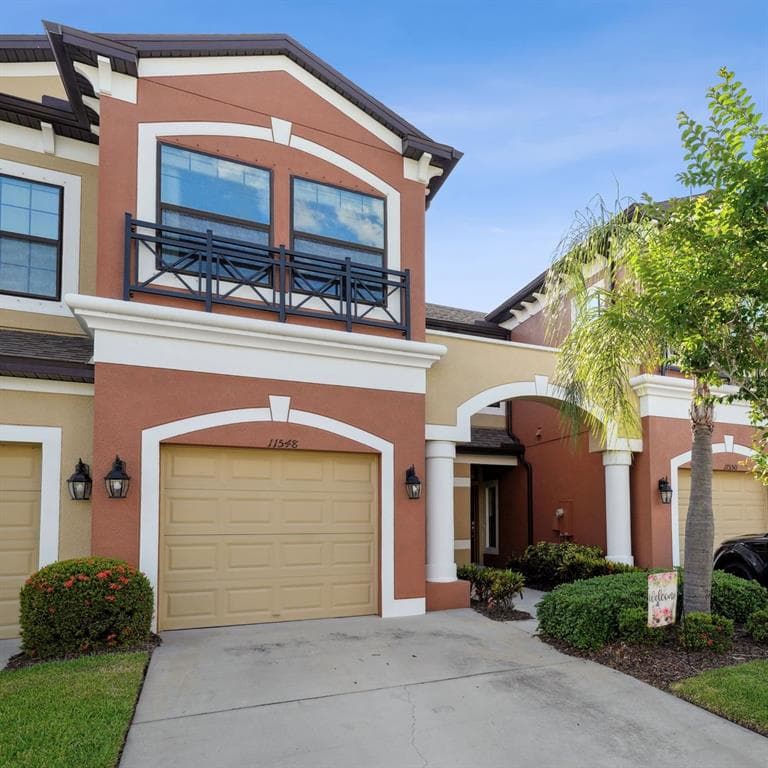 11548 CROWNED SPARROW LANE TAMPA, FL 33626