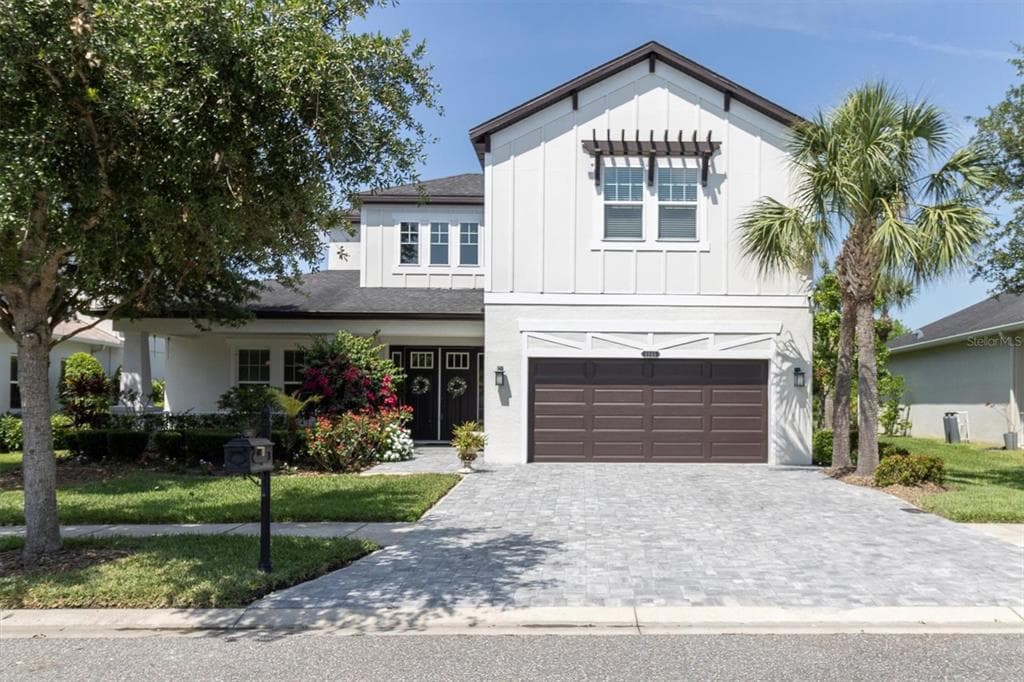 8945 BELLA VITA CIRCLE