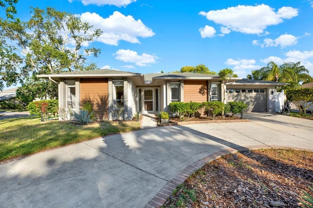 5321 JONES COURT