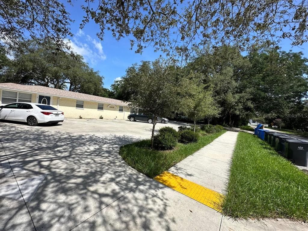 12410 N 59TH STREET UNIT B TAMPA, FL 33617