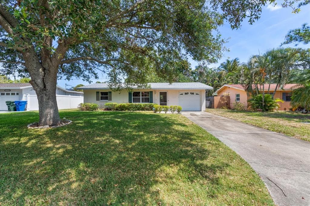 13503 127TH AVENUE LARGO, FL 33774
