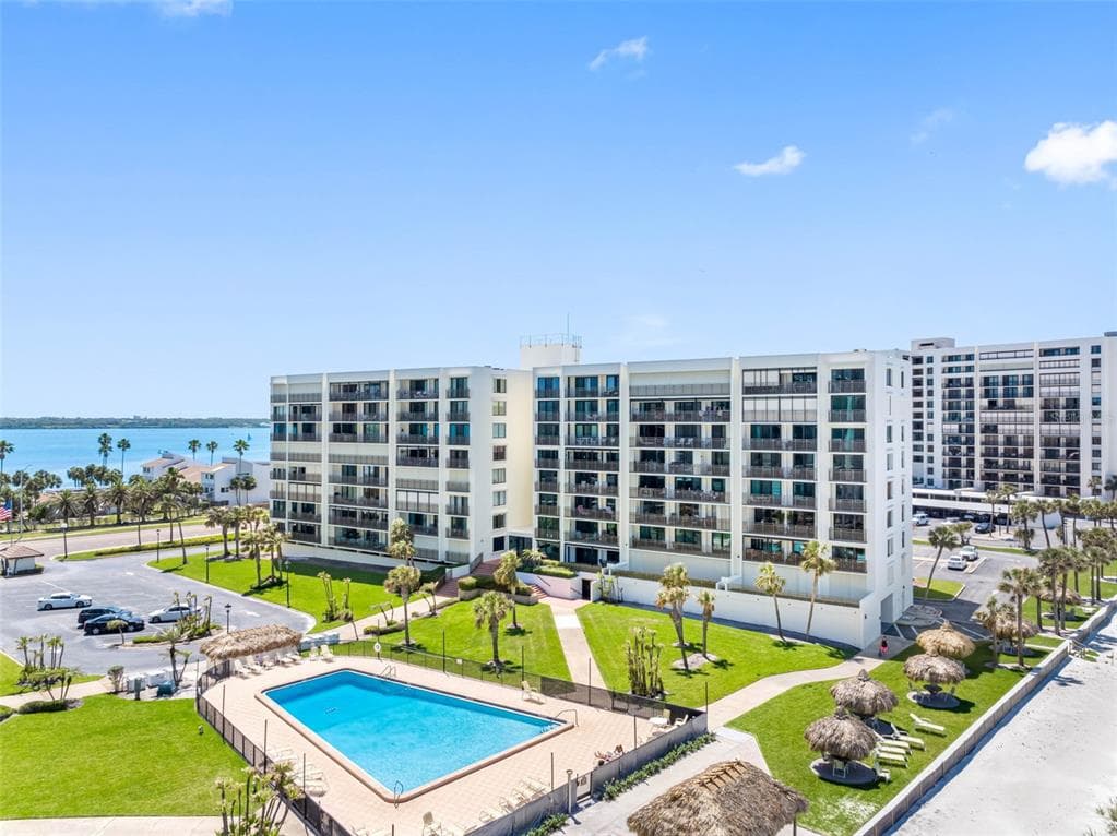 1430 GULF BOULEVARD UNIT 201 CLEARWATER BEACH, FL 33767
