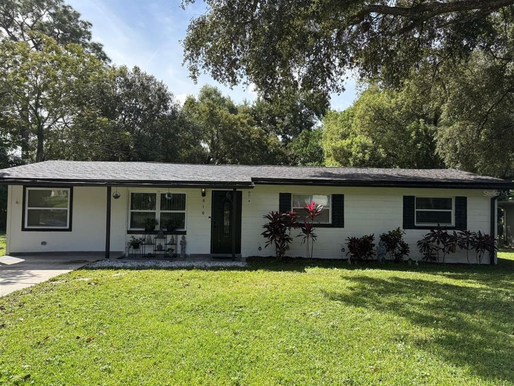 810 LITTLE WEKIWA DRIVE ALTAMONTE SPRINGS, FL 32714