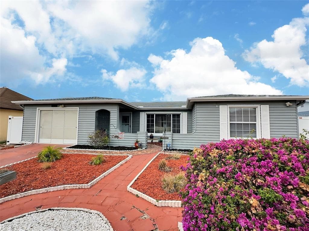 8413 MOULTON DRIVE PORT RICHEY, FL 34668