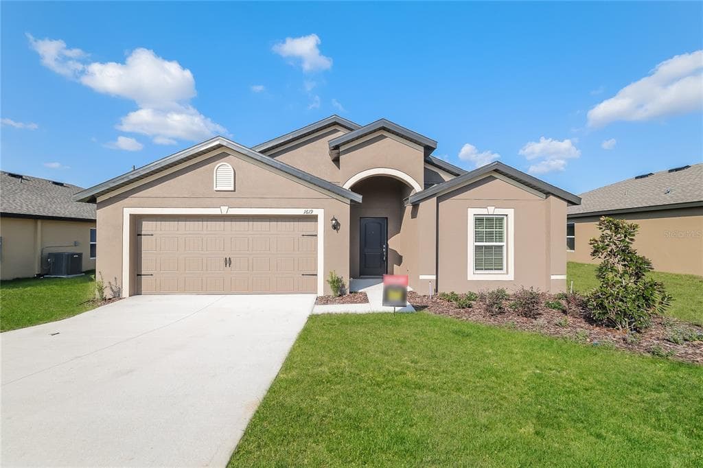 1631 SWAN LAKE CIRCLE DUNDEE, FL 33838