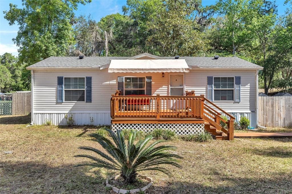 1953 CR 412 LAKE PANASOFFKEE, FL 33538