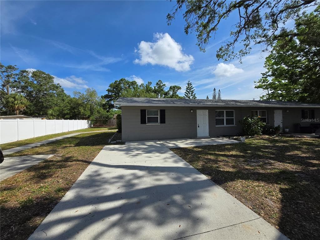 3119 OAKLAWN AVENUE LARGO, FL 33771