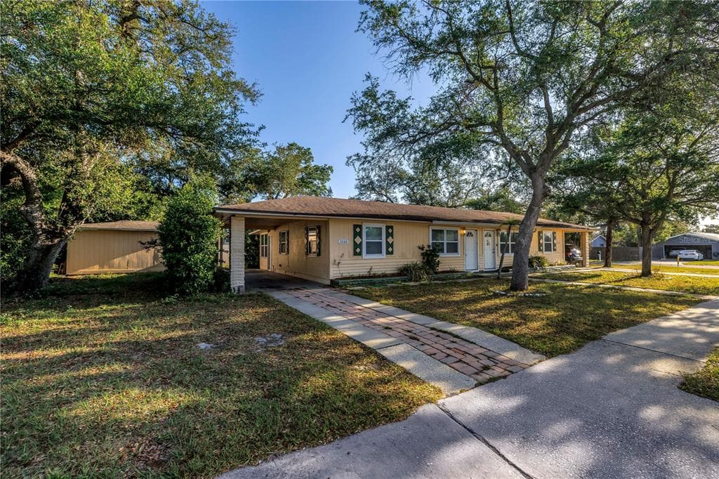 1260 PALMETTO STREET CLEARWATER, FL 33755
