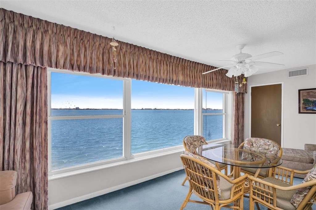5980 SHORE BOULEVARD S UNIT 403 GULFPORT, FL 33707