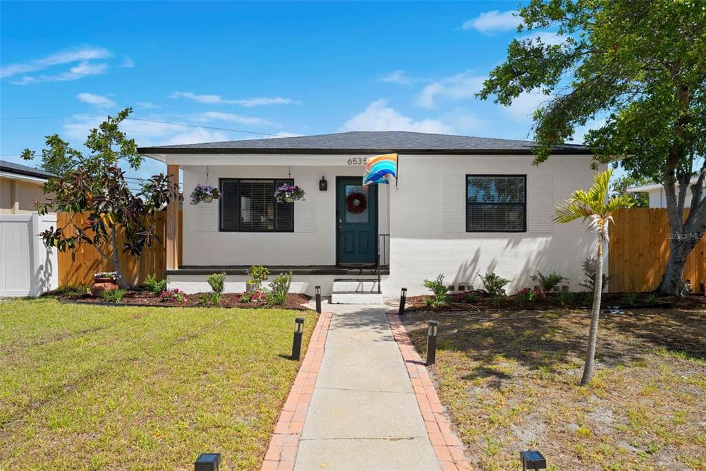 6535 3RD AVENUE S ST PETERSBURG, FL 33707