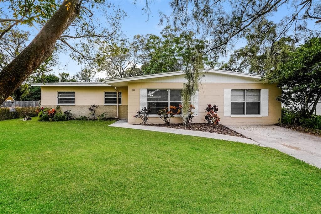 413 SHAMROCK ROAD BRANDON, FL 33511