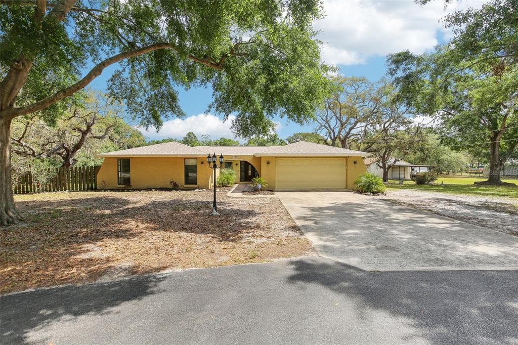11630 OSCEOLA DRIVE NEW PORT RICHEY, FL 34654