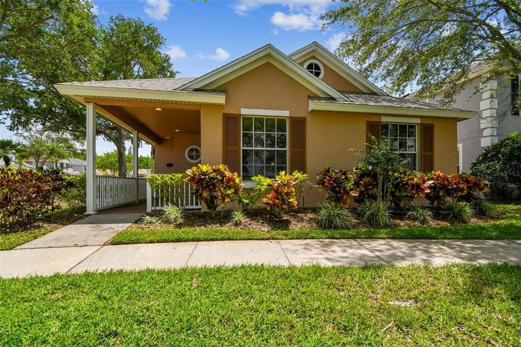 9101 CRYSTAL COMMONS WAY TAMPA, FL 33626