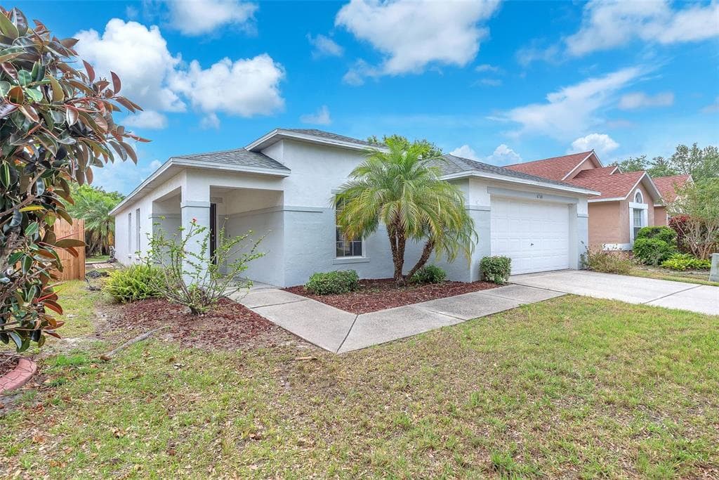 6760 WATERTON DRIVE RIVERVIEW, FL 33578