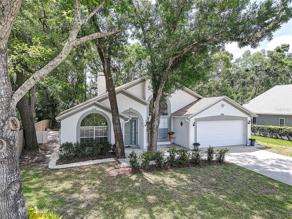 6410 BEAVER WAY